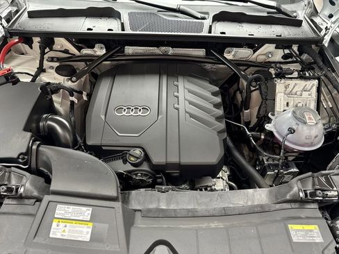 Certified 2025 Audi Q5 2.0T Premium Plus w/ Premium Plus Package image 28