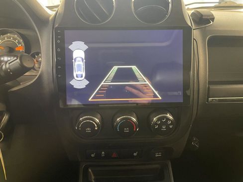 Used 2016 Jeep Patriot High Altitude image 32