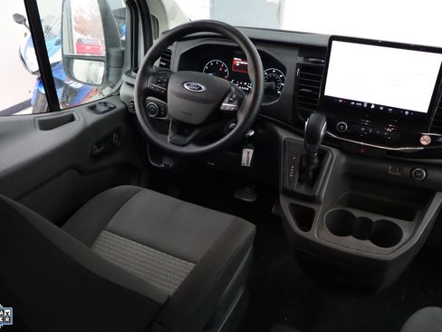 Used 2023 Ford Transit 350 XLT image 27