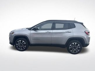 Used 2023 Jeep Compass Limited w/ Sun and Sound Group video 2
