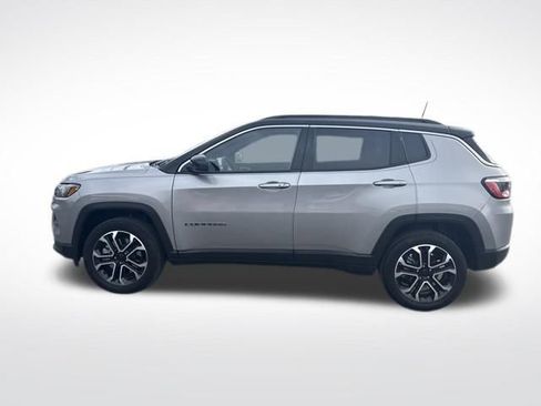 Used 2023 Jeep Compass Limited w/ Sun and Sound Group image 2