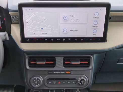 New 2025 Ford Maverick Lariat w/ 4K Tow Package image 18