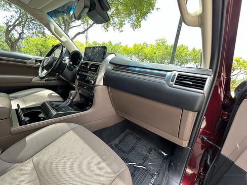 Used 2022 Lexus GX 460 Premium w/ Premium Package AWD/4WD image 41