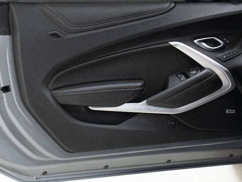 Used 2022 Chevrolet Camaro SS RWD image 21