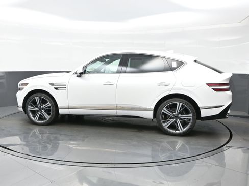 New 2025 Genesis GV80 3.5T e-SC image 3