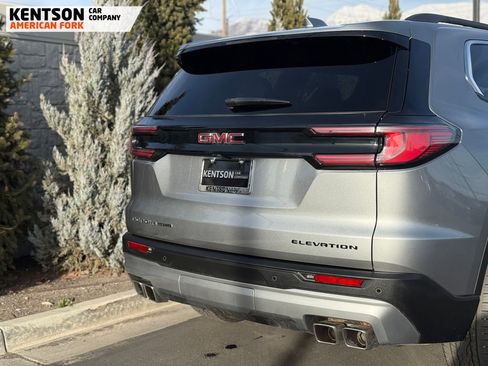 Used 2025 GMC Acadia Elevation w/ Elevation Premium Package image 44