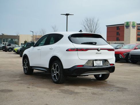 Used 2024 Alfa Romeo Tonale Ti w/ Active Assist Package image 5