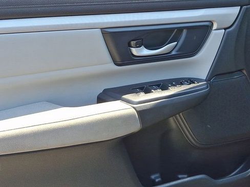 Used 2019 Honda CR-V LX image 20