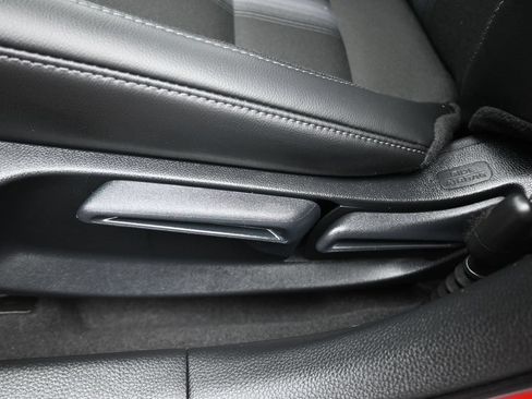 Used 2024 Honda Civic Sport image 12