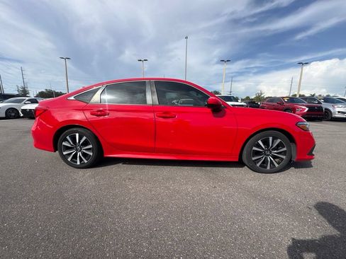 Used 2022 Honda Civic EX image 2