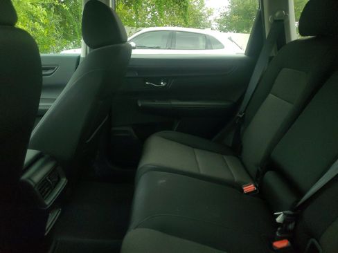 Certified 2024 Honda CR-V EX image 10