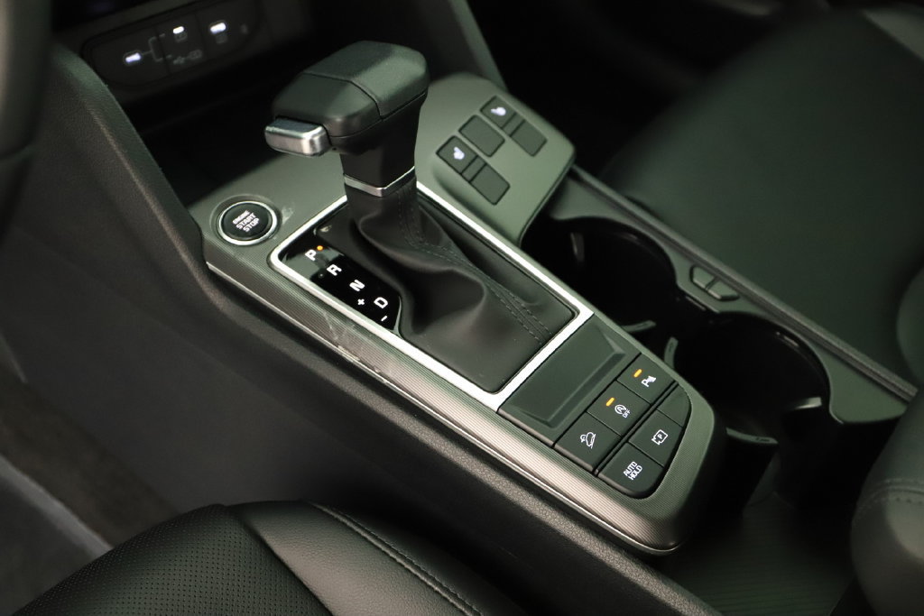Used 2026 Kia Sportage EX FWD image 25