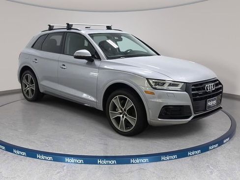 Used 2019 Audi Q5 Prestige w/ Prestige Package AWD/4WD image 4