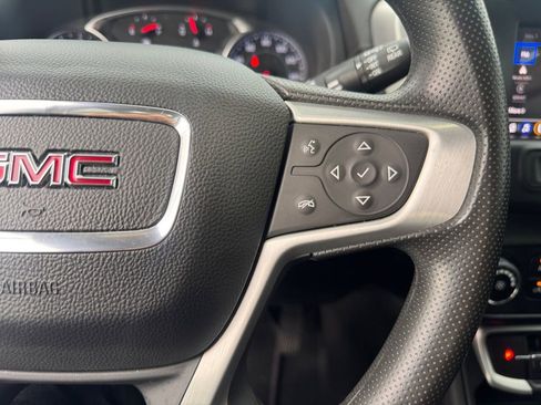 Used 2023 GMC Terrain SLE image 21