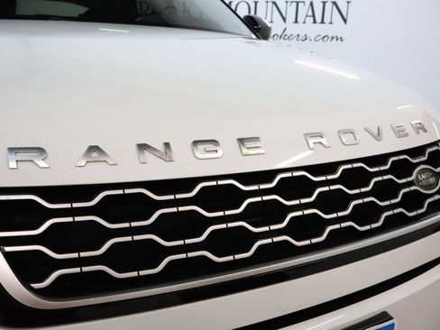 Used 2020 Land Rover Range Rover Evoque S AWD/4WD image 9