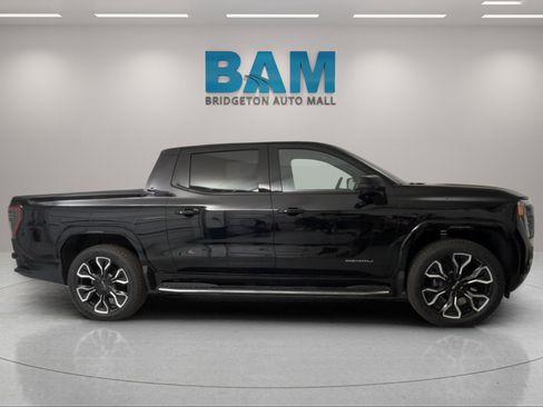 New 2025 GMC Sierra EV Denali image 8