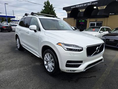 Used 2016 Volvo XC90 T6 Momentum w/ Momentum Plus Package