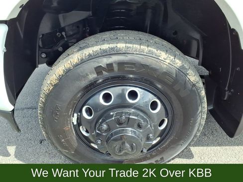 Used 2025 RAM 3500 Limited AWD/4WD image 24