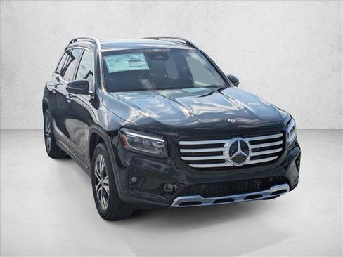Certified 2026 Mercedes-Benz GLB 250 4MATIC image 3