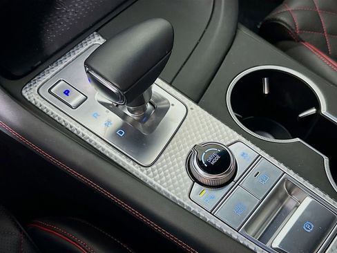 Used 2023 Genesis G70 3.3T w/ Sport Prestige Package image 33