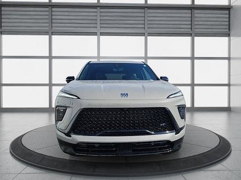 New 2026 Buick Enclave Sport Touring w/ Power Package image 8