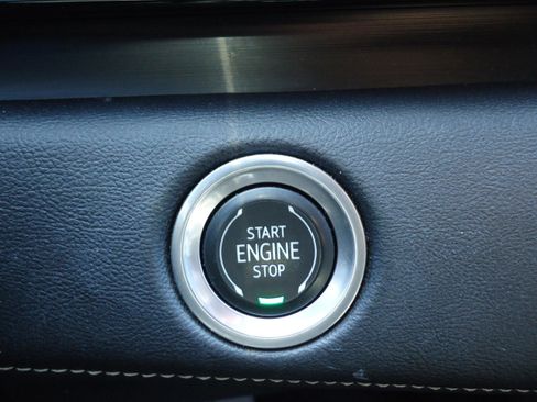 Used 2022 Cadillac Escalade ESV Luxury image 20