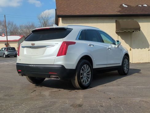 Used 2017 Cadillac XT5 Luxury w/ Driver Awareness Package image 5