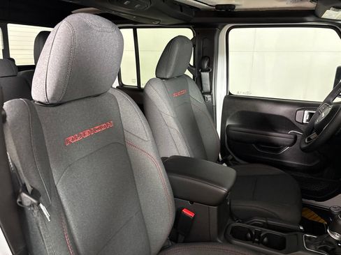 New 2026 Jeep Gladiator Rubicon w/ Steel Power Dome Hood Package AWD/4WD image 20