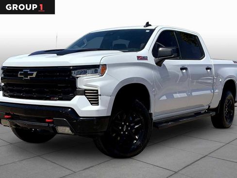 Used 2024 Chevrolet Silverado 1500 LT Trail Boss w/ Protection Package AWD/4WD image 1