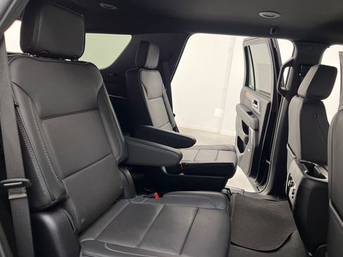 Used 2025 GMC Yukon Denali AWD/4WD image 18
