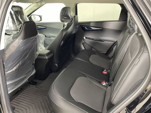 New 2025 Kia EV6 Light w/ Light LR Technology Package image 4