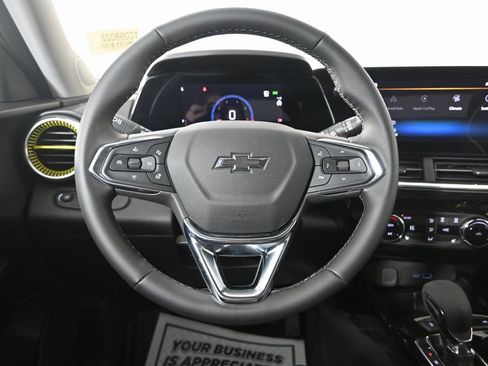 New 2026 Chevrolet Trax ACTIV w/ Driver Confidence Package FWD image 31