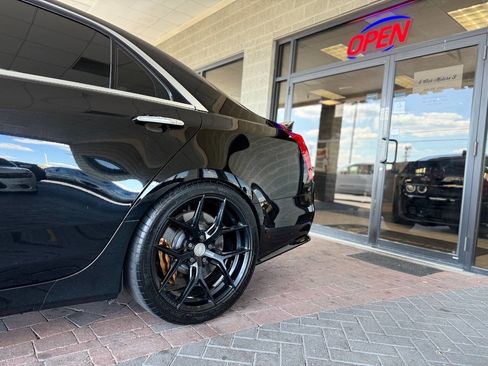 Used 2017 Cadillac CTS V w/ Luxury Package image 9