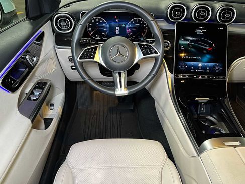 Certified 2025 Mercedes-Benz GLC 300 4MATIC image 41