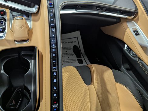 Used 2020 Chevrolet Corvette Stingray Preferred Conv w/ 2LT Preferred Equipment Group RWD image 19