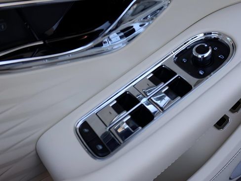 Used 2026 Bentley Continental GTC AWD/4WD image 14