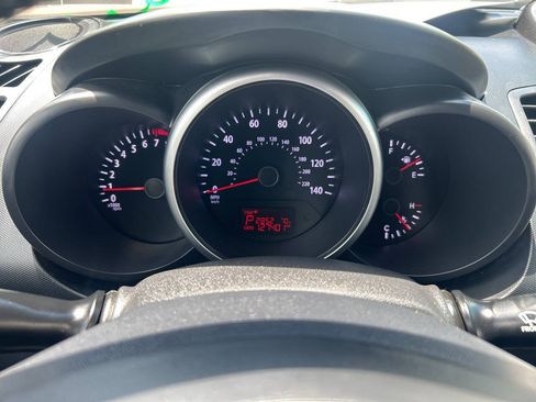 Used 2013 Kia Soul + w/ Audio Pkg FWD image 26