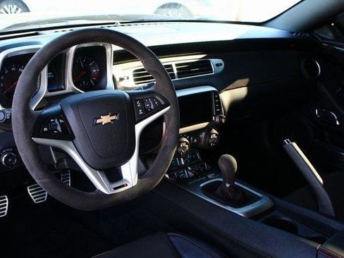 Used 2015 Chevrolet Camaro ZL1 image 3