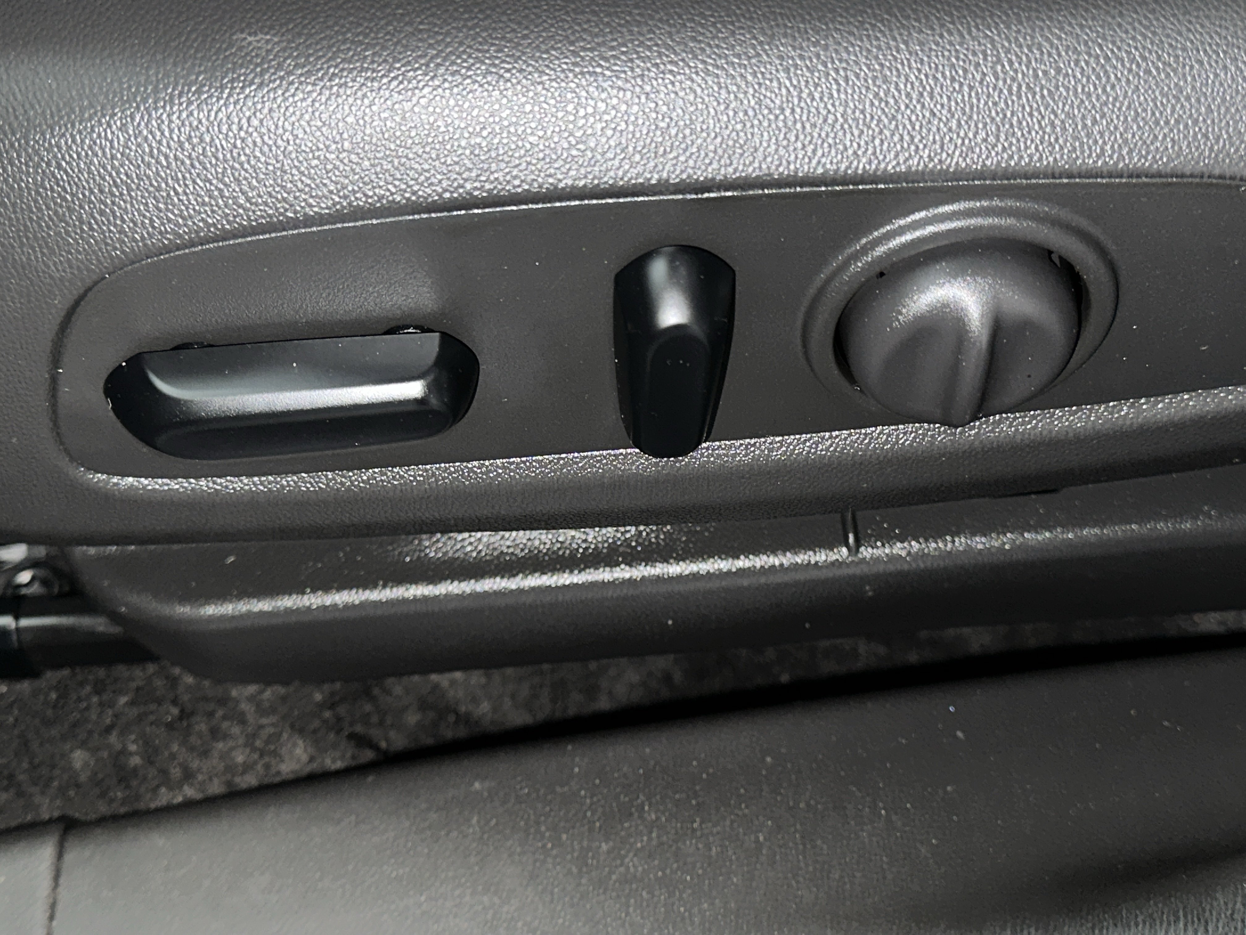 Used 2024 Buick Encore GX Sport Touring w/ Comfort Package FWD image 20