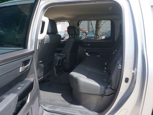 Used 2023 Toyota Tundra Limited AWD/4WD image 15