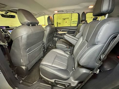 Used 2021 Subaru Ascent Limited AWD/4WD image 28