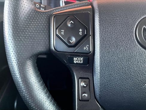 Used 2021 Toyota 4Runner Venture AWD/4WD image 10
