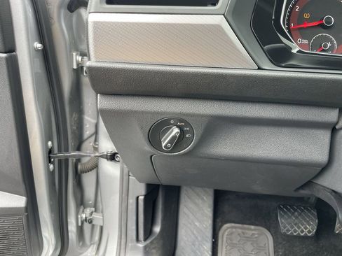 Certified 2021 Volkswagen Jetta SE image 17