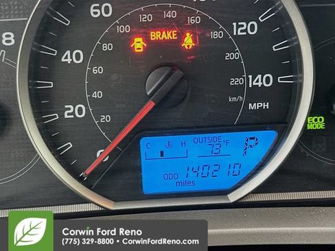 Used 2014 Toyota RAV4 XLE AWD/4WD image 12