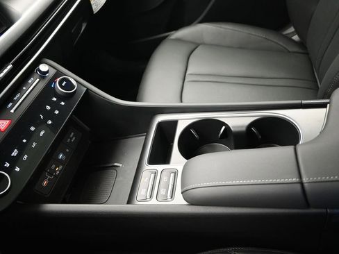 Used 2025 Hyundai Sonata Limited image 21