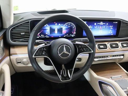 Used 2024 Mercedes-Benz GLE 580 4MATIC image 21