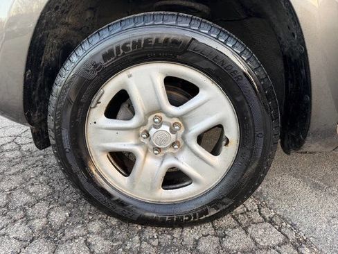 Used 2012 Toyota RAV4 FWD w/ Value Pkg image 9