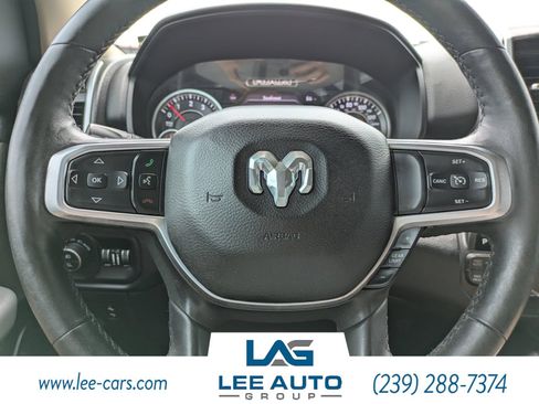 Used 2019 RAM 1500 Big Horn AWD/4WD image 22