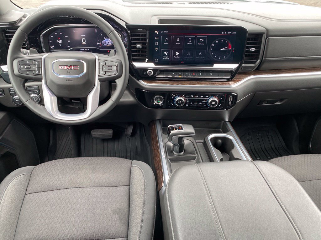 Used 2024 GMC Sierra 1500 Elevation AWD/4WD image 4