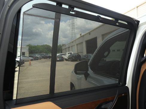 Used 2024 Lexus LX 600 4WD w/ Luxury Package image 25